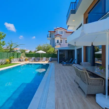 Villa Lotus/ ölüdeniz Isıtmalı Kapalı Havuzlu